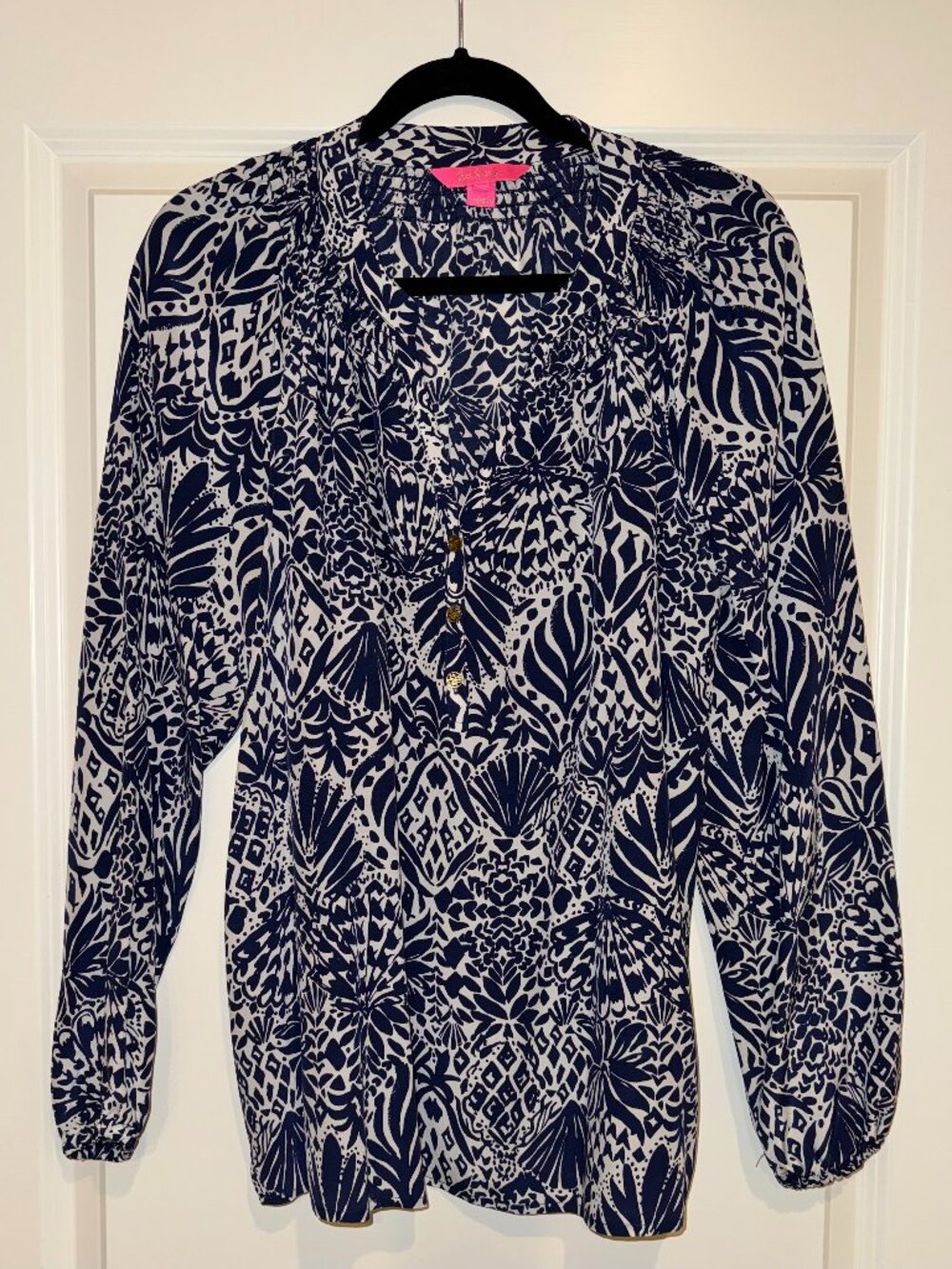 Lilly Pulitzer Navy & White Silk Blouse in Large